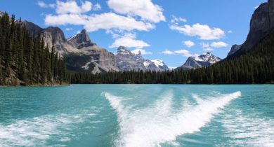 Maligne Lake, Alberta, Canada
