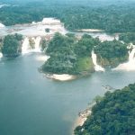 Waterfalls : Salto Para