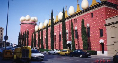 Teater_Museu_Gala_Salvador_Dali_building