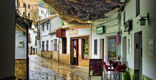 Setenil de las Bodegas